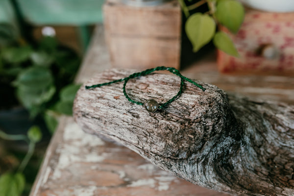 Green Mustard Seed Faith Tie Bracelet